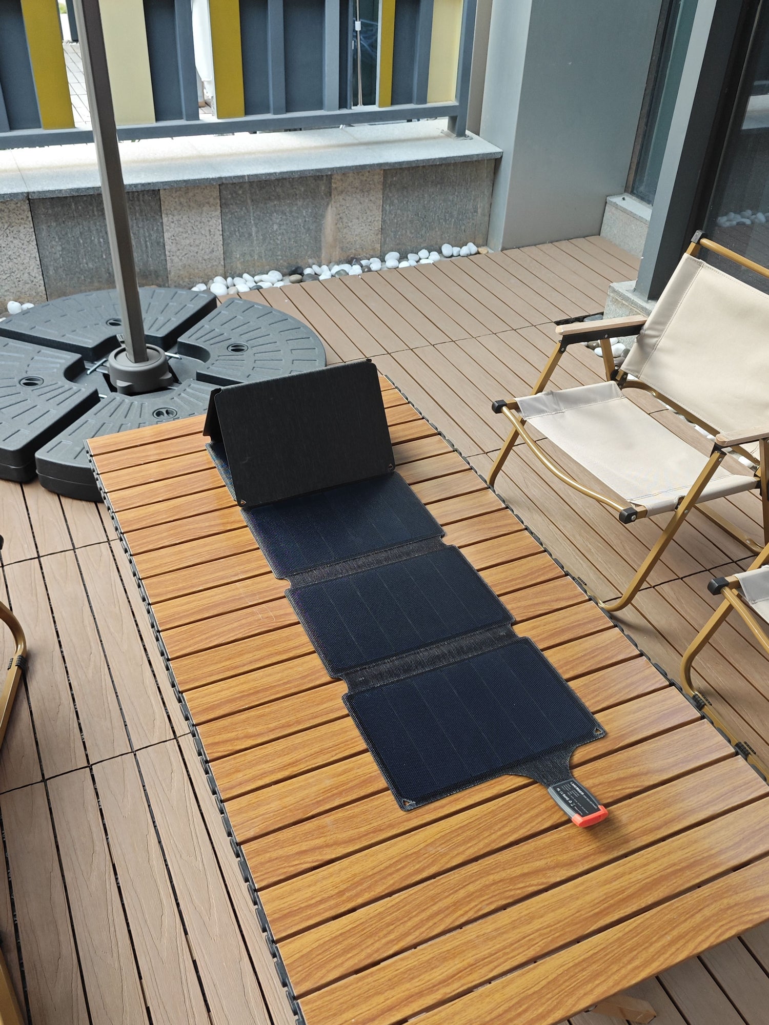 Harnessing the Power of the Sun: Introducing the LMENGER 56W USB Solar Panel
